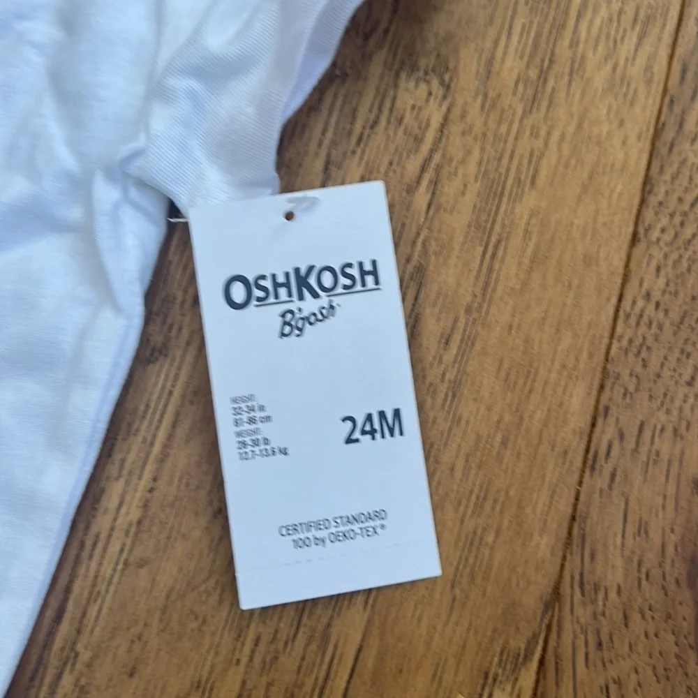 NWT Oshkosh B’gosh Baby’s Bodysuit Size 24M